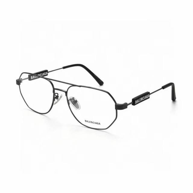 Balenciag* Paris* Model