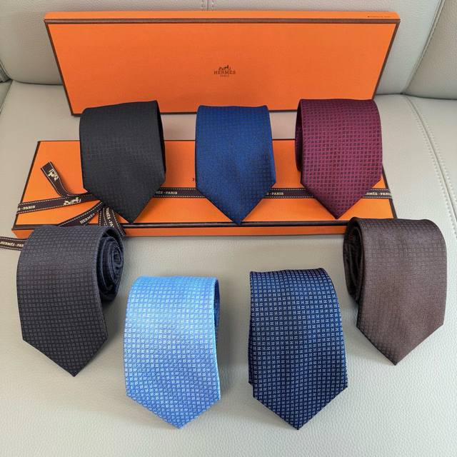 Men's new tie series Small H tie, Rare H has a thousand different printed ties e
