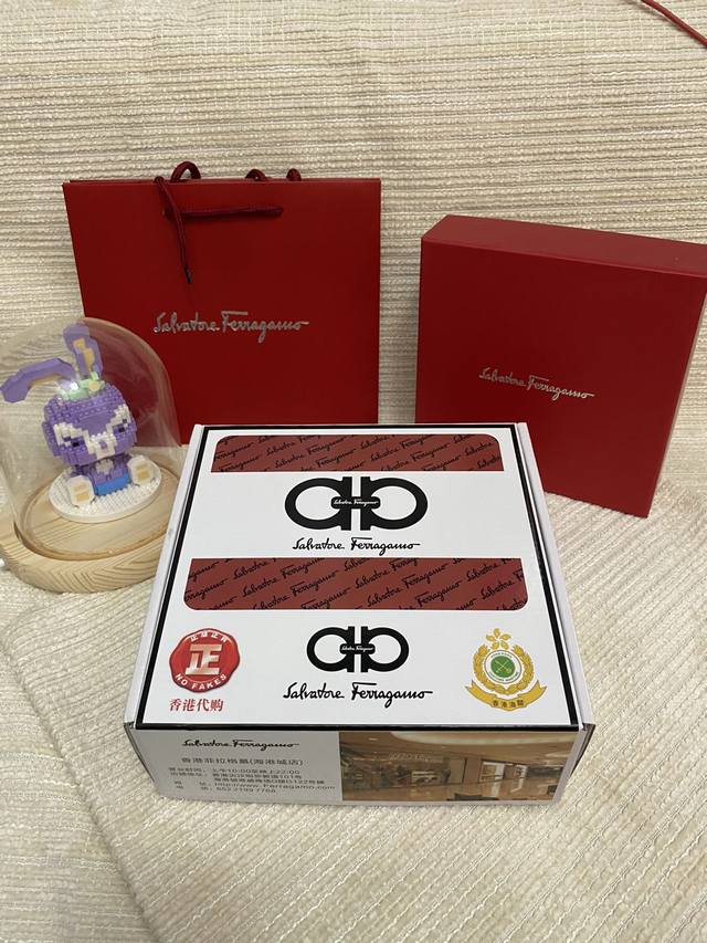 Product name: Ferragamo original leather belt Material: original cowhide belt, 1