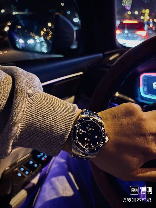 Factory2025墙裂推荐 性之王 浪琴康卡斯水中霸主，荣耀降临。劈波斩浪，勇往直前。 1 表壳 腕表尺寸41X12Mm！316L精钢壳套完美无瑕，打磨工艺