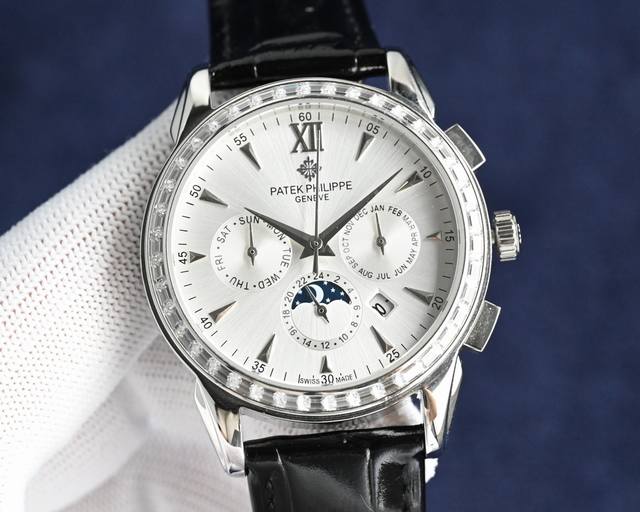 白钻 金钻2080百达翡丽Patek Philippe惊艳登场，41毫米的表径适配大众男性手寸，非常商务可亦休闲。视觉冲击力强，令人过目不忘，实物质感更加优美。