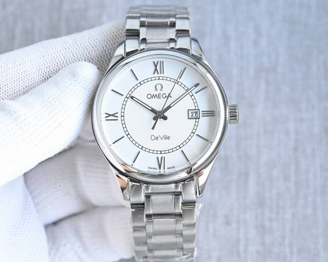 品牌:欧米茄 三针新品，商务休闲 Rl2 奢华大气类型：精致男士腕表 新品 表带：真牛皮表带 舒适 361精钢表带 耐用 机芯:进口西铁城机芯 材料：蓝宝石防刮