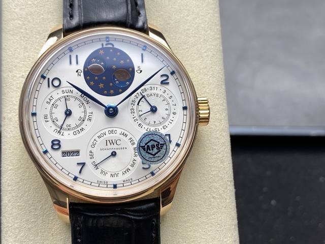 Aps Factory 葡萄牙系列万年历腕表，所有多功能能用，双针独立功能，日相，界最复杂的腕表，所有功能同步原装，所有功能调节通过把头控制 功能介绍]12点日