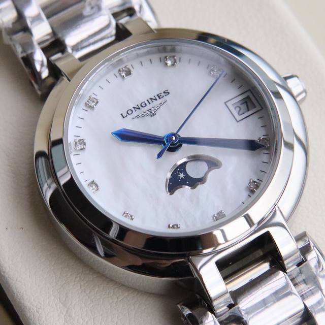爱要1千遍！！！Longine 新系列心月月相石手表女士超美气质范时尚石英腕表，适合各种场合。大气场从心月系列开始～2个款式，罗马数字款和带钻款，深圳代工精致原