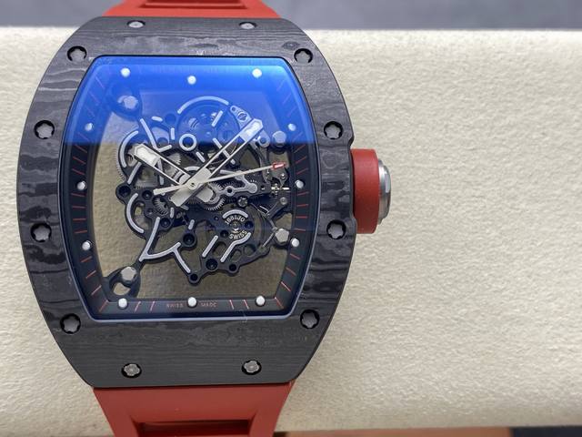 Uok Fac 理查德米勒Rm055缕空腕表系列: 亮点①:理查德米勒Rm055 Rm55采用全新骨架化机芯Caliber Rmul2一体机，动力储存120小时