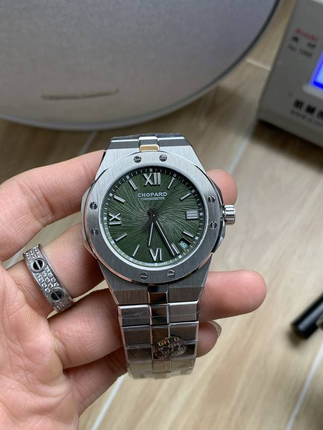 Gh 肖邦雪山傲翼系列！