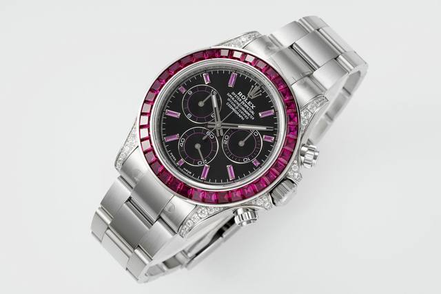 Ppm定制改装 劳力士迪通拿隐藏款 Cvd培育钻限定 同时拥有莫氏9硬度和荧光反应的配置 让你无限接近原装的佩戴感受！ Ppm改装 劳力士 一点小改动 注入新灵