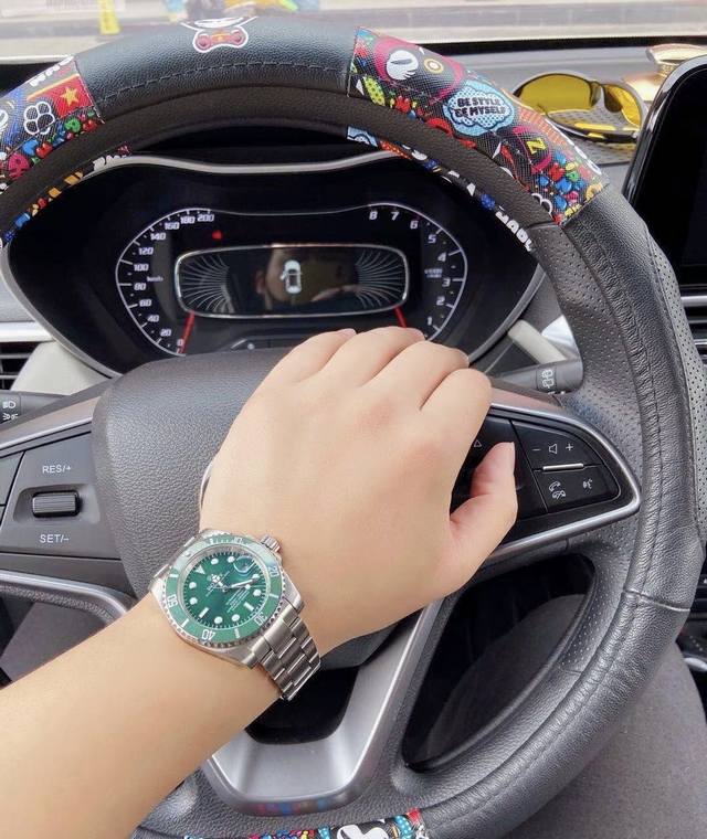 全新升级版绿水鬼 夜空中最亮的星内置全新机芯外观细节与原装一致 官方同步新款款水鬼 西铁城水鬼之颠，值此潜航者日历型更星换代之际，同时翻开Gd品控对西铁城腕表的