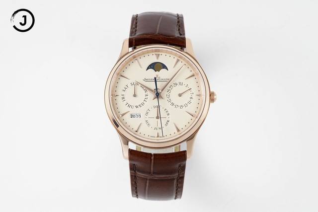 J厂经过3年研究全功能万年历机械机芯，积家大师万年历自动机械腕表。在不计时间和成本的理念坚持下，实现了使用进口机械机芯还原一体机复杂功能8681机芯所功能一致，