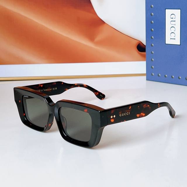 Gucc* Model: Gg1529S Size: 54 ports 18-145 DDD