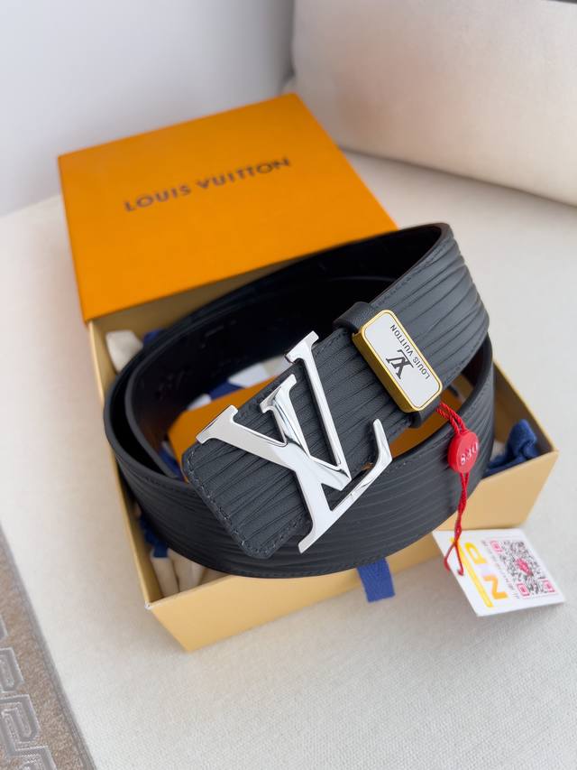 Product name: Lv..Louis..Vuitton belt original Model: Buckle, classic pure stee