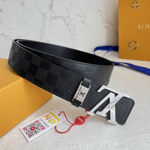 Product name: Lv..Louis..Vuitton belt original Model: Buckle, classic pure stee