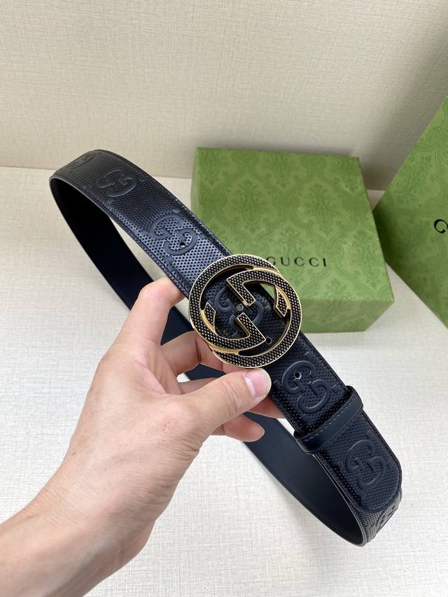Width 4.0Cm Gucci connects Gucci's past and present design concepts in a new way