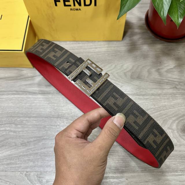 Fendi Same style as Fendi counters Width 4.0cm Double ring reversible belt Ff pr