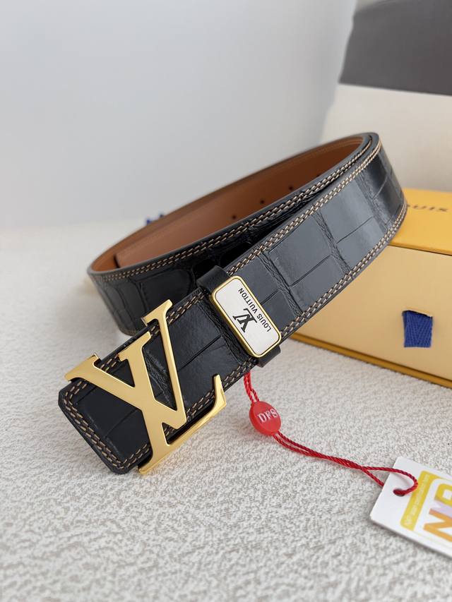Product name: Lv..Louis..Vuitton belt original Model: Buckle, classic pure stee