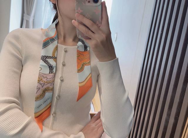 FeastTwilly Hermes 2025 100% mulberry silk, 18 momme twill silk 86X5Cm double-si