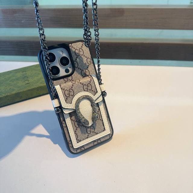 Snake Year Hot Selling Gucci Leather Dionysus Series Snake Head Card Holder Mobi