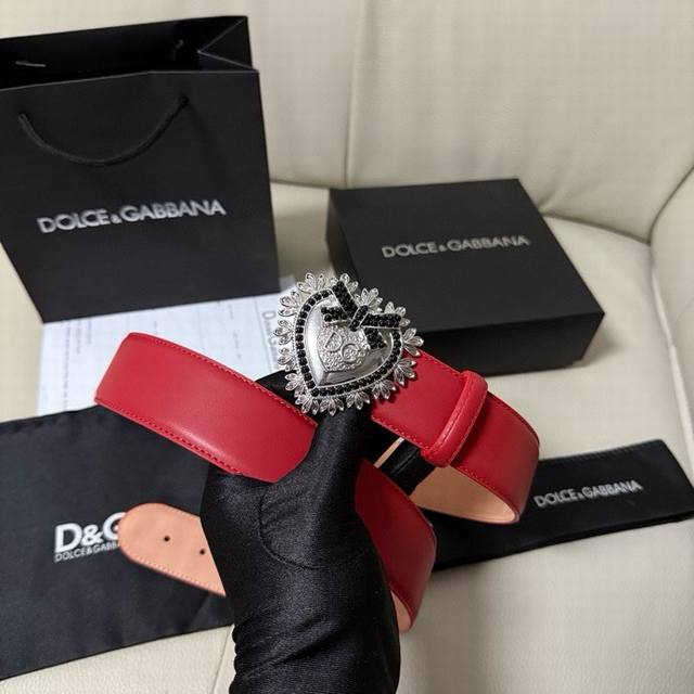 DgWidth 4.0Cm Dolce & Gabbana's new Devotion series Lux leather belt, embellishe