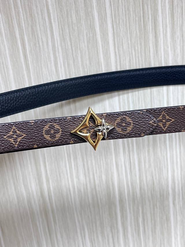 2.0 width, new style of the season, double-sided belt with imported cowhide on o