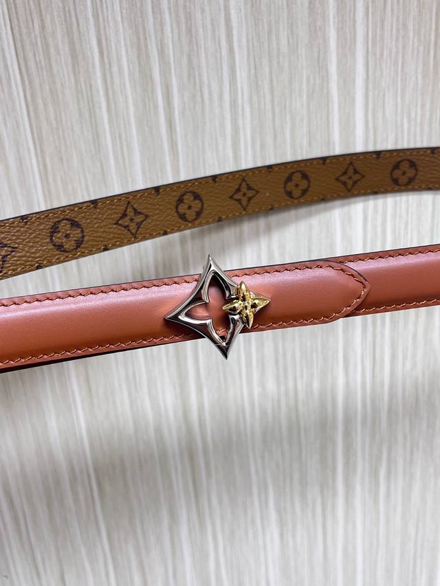 2.0 width, new style of the season, double-sided belt with imported cowhide on o