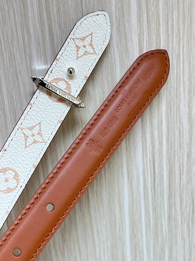 2.0 width, new style of the season, double-sided belt with imported cowhide on o