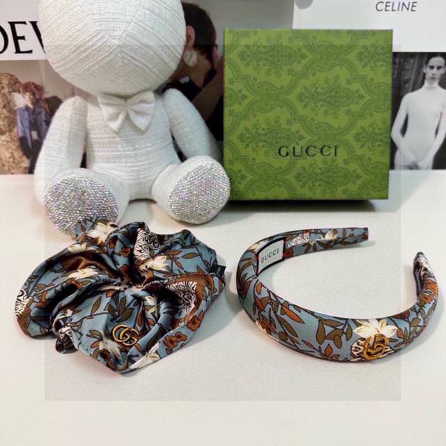 Special two-piece set with counter packaging Gucci's latest hit is here. Floral