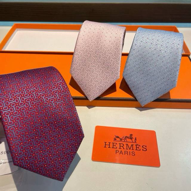 with packaging New tie is out! Herm