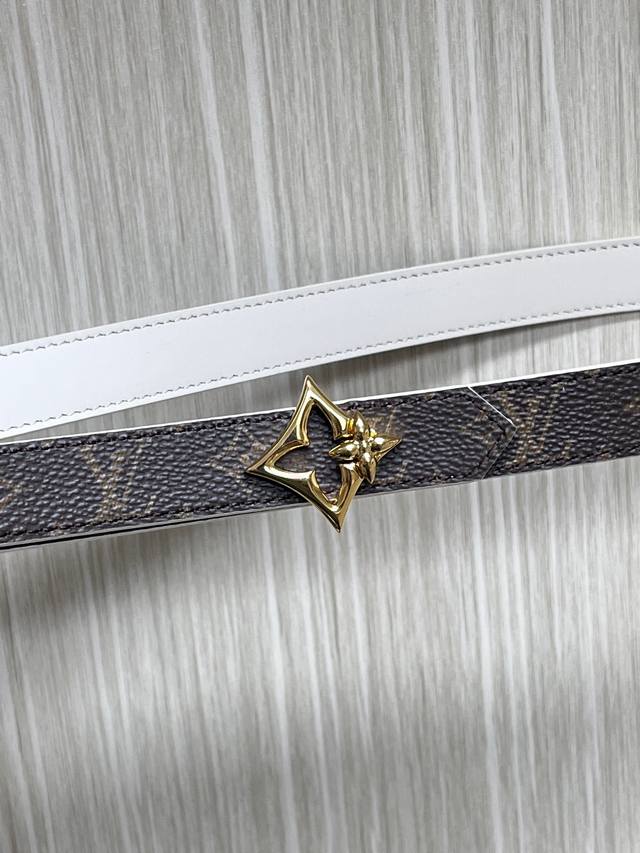 2.0 width, new style of the season, double-sided belt with imported cowhide on o