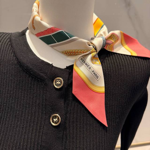 Hermes "Feast" Twilly scarf. Twilly silk ribbon 100% mulberry silk. This small