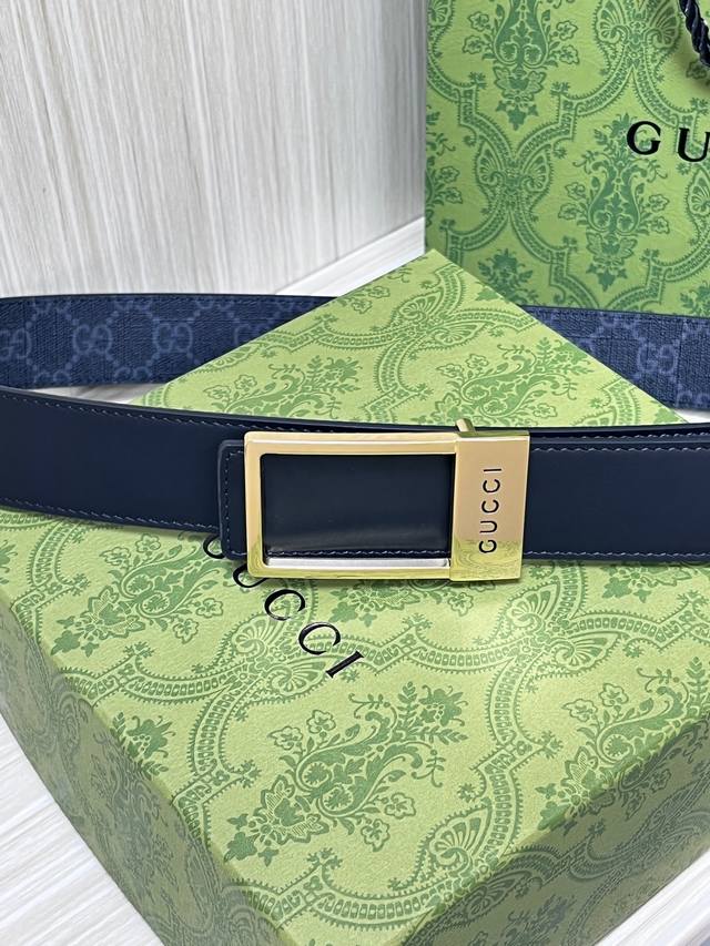 connects the brand's past and present, continuing to interpret classic elements