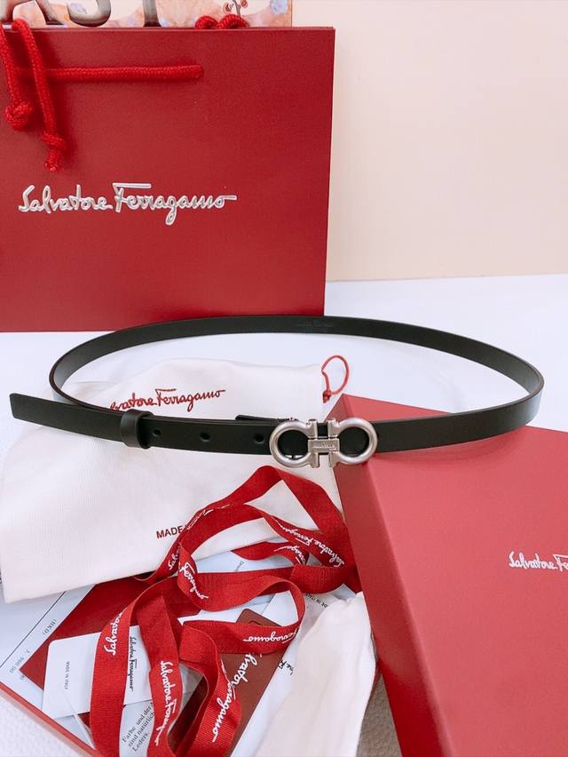 Ferragamo # Classic Gancio belt for women Smooth calfskin plain surface, full of