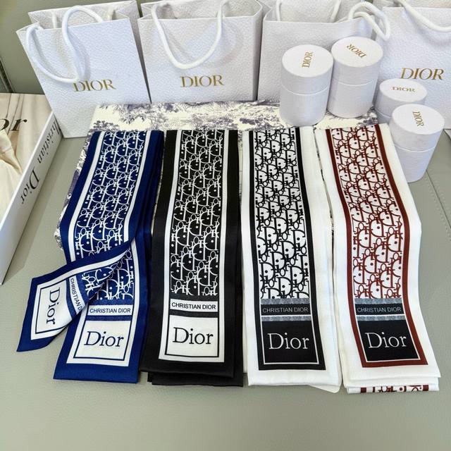 New D letter This Dior Montaigne Mitzah scarf is inspired by the address of the