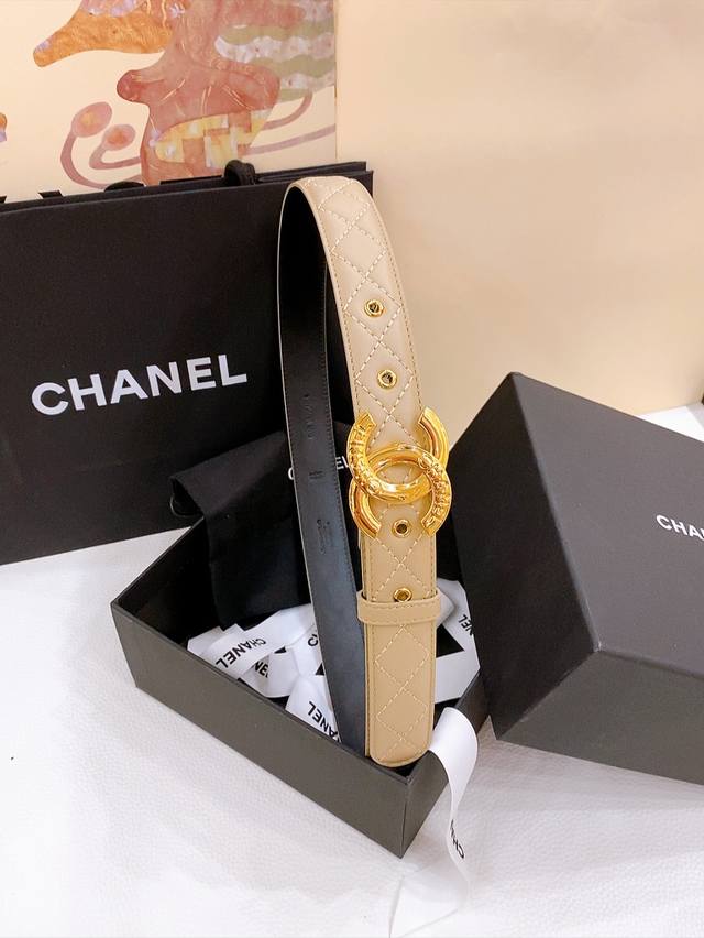 Xiangjia new women's belt Classic sheepskin leather double C buckle, the golden