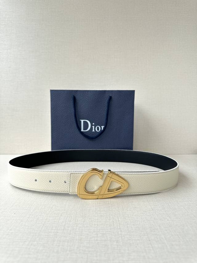 Width 3.5Cm New to the spring menswear collection, this Dior stainless steel bel