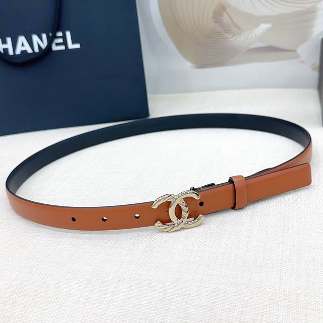 Chanel belt, double-sided top layer cowhide, length: 75.80.85.90.95.100. Euro,