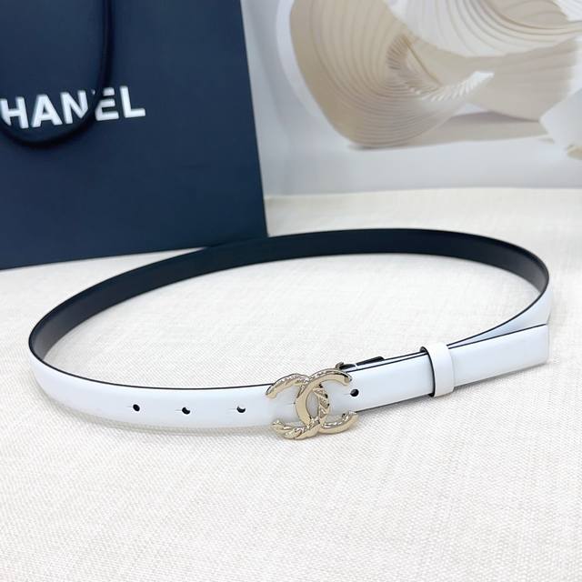 Chanel belt, double-sided top layer cowhide, length: 75.80.85.90.95.100. Euro,