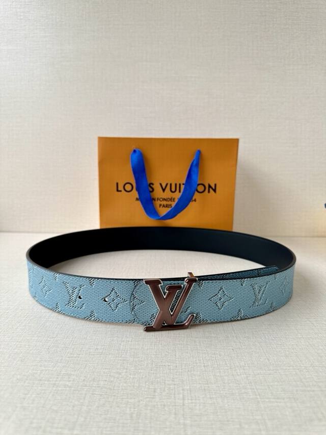 4.0 wide Lv Dimension Monogram H