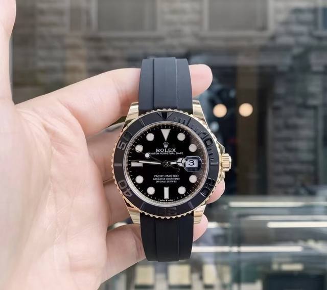 劳力士－Rolex Ym游艇系列－机械腕表 顶级进口机 316L精钢壳－防指纹陶瓷圈 舒适橡胶表带 原装保险扣 蓝宝石玻璃 超强防水 直径40Mm 厚度12Mm