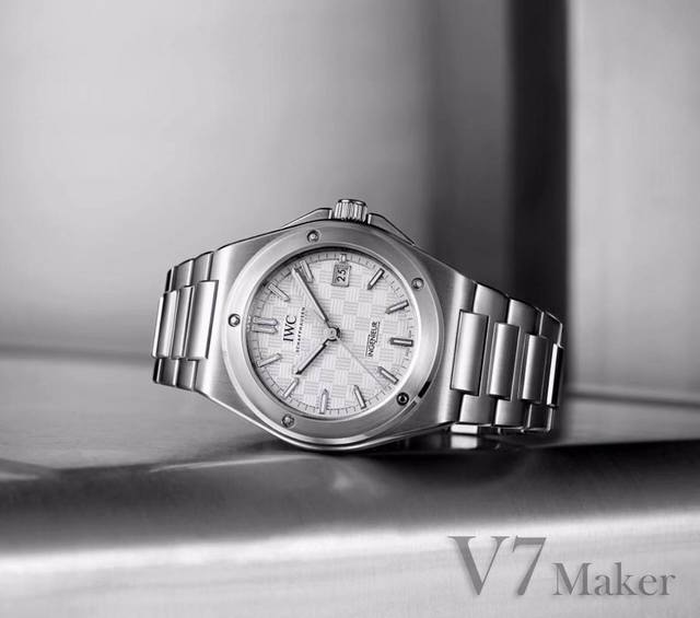 V7厂 七星推荐之 Ingenieur工程师腕表 Iwc 在 年 Watches & Wonders Geneva 推出新一代 Ingenieur 工程师腕表，