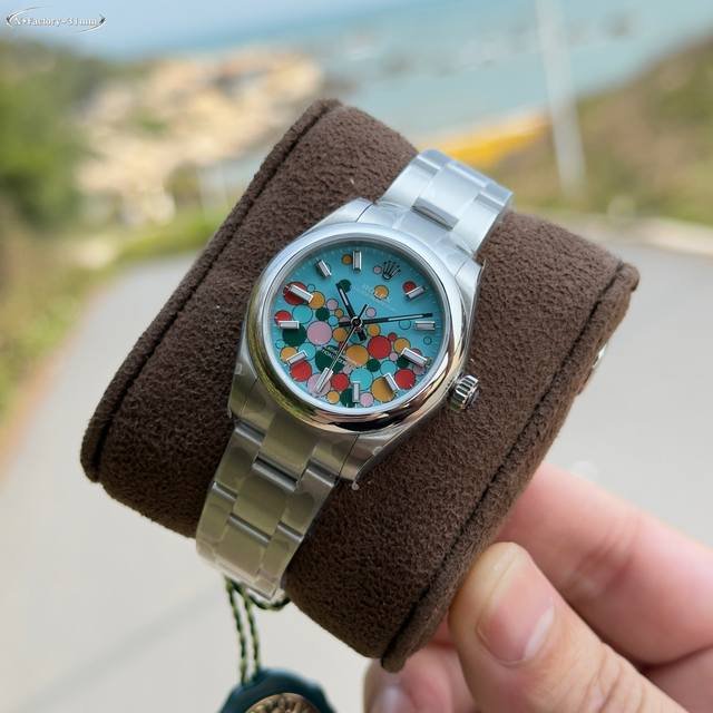 N+ Factory-31Mm 蚝式恒动 新款劳力士 蚝式恒动型31系列 1搭配机芯，同步原装没有多余日历档位，品质稳定可靠； 2与原装一致厚度11Mm，表径3