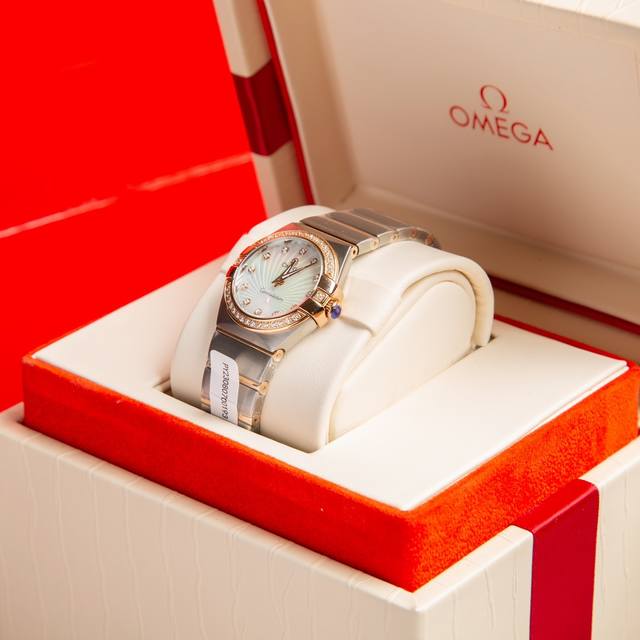欧米伽 Omega 型号123.15.27.60.55 4。四代星座永恒经典款！ 星座系列表壳表带光面款，此款硬货来了，非常过硬的内部渠道，代工厂P内部留出为数