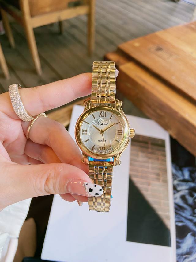 肖邦快乐钻手表重磅牛货快乐钻 Happy Diamonds 作为萧邦最热门最畅销的系列一直以细腻的手法诠释萧邦标志性灵动钻石的概念。此系列作品柔美而时尚，让每一