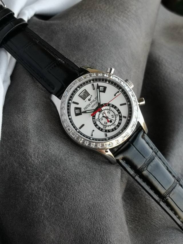 Tw Factory 墙裂推荐 重金打造经典时计 百达翡丽复杂多功能系列5905R-010重磅登场，迄今推出的首款Nautilus复杂腕表，以超复杂的工艺技术打