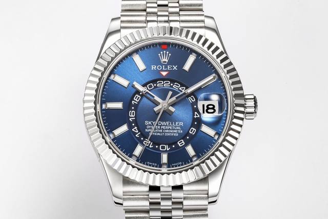 Factory 5匠心之作 升级版 劳.力士Rolex Sky-Dweller 天行者！精彩细节： 表壳 尺寸42毫米，沉稳可靠、雍容大度！ 表圈采用劳力士Ri