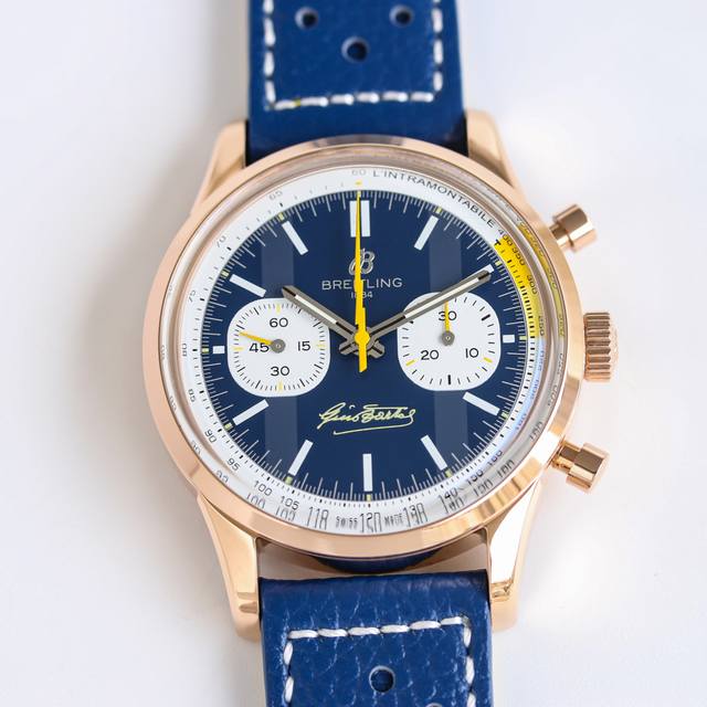 Top 百年灵 全新计时腕表 Navitimer ，百年灵以大胆色彩焕新演绎经典腕表。尺寸42Mm，迭代款无疑是地道的独特计时腕表，带有后盖表面独特饰片，采用3