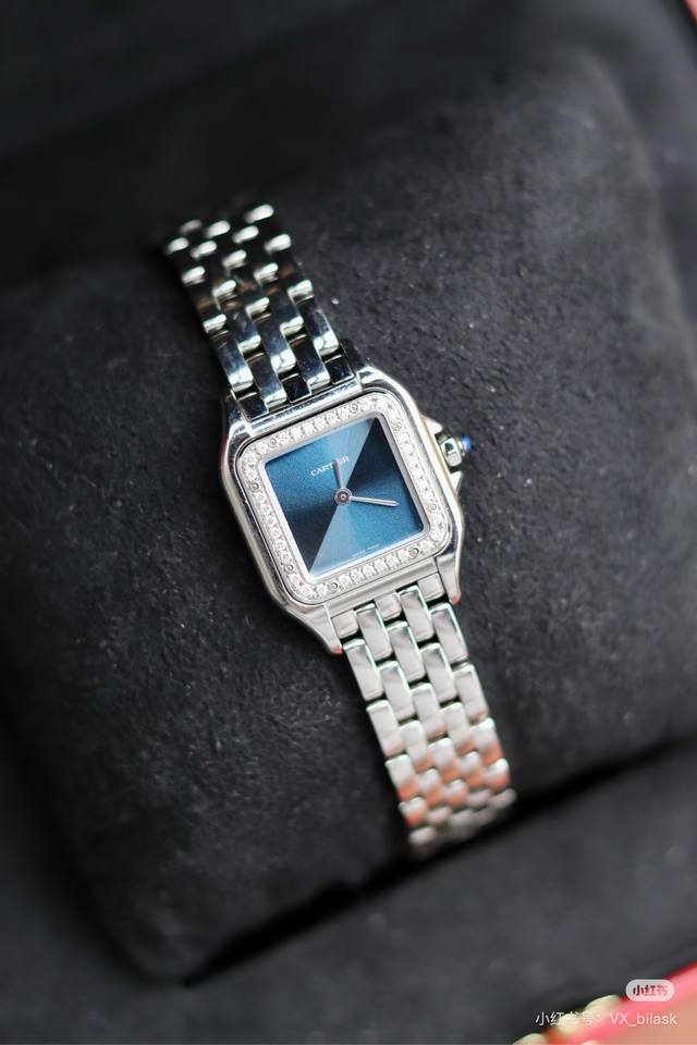 卡地亚猎豹，小号2230Mm ～大号2737Mm高端硬货到！表圈镶嵌36颗Vs天然真钻，中国Gtc认证，一表一卡联网可查，渠道出口订单！配弹力开口原盒！部分配件