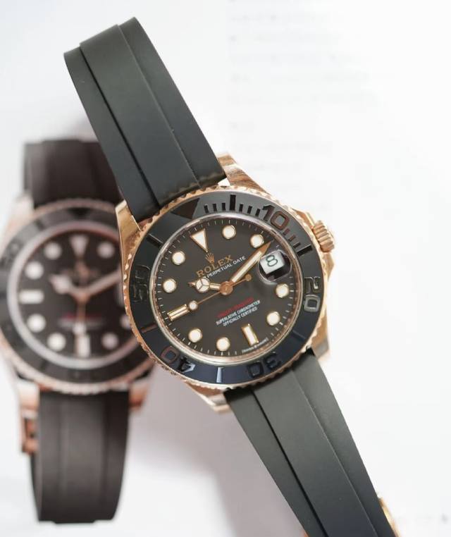 劳力士－Rolex Ym游艇系列－机械腕表 顶级进口机 316L精钢壳－防指纹陶瓷圈 舒适橡胶表带 原装保险扣 蓝宝石玻璃 超强防水 直径40Mm 厚度12Mm