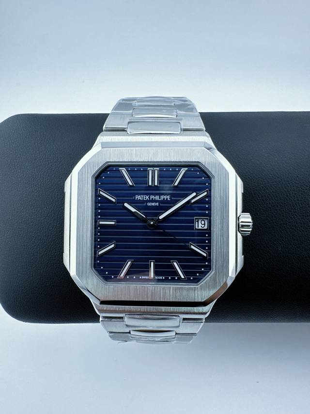 Pp+ 百达翡丽 方形 新系列Cubitus 5821腕表 亮点特色：1机芯:搭载定制9015改Cal.26-330 Sc一体机，调时不停秒，调时不停秒，摆轮位