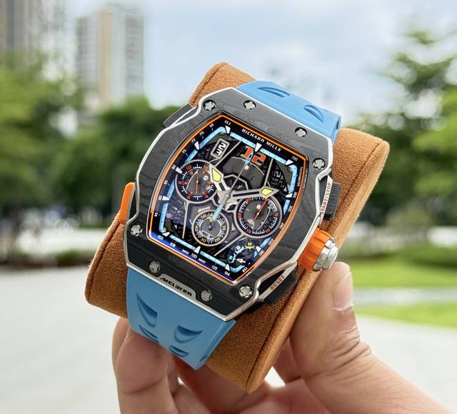 新表』Richard Mille 推出 Rm 65-01 Mclaren W1 自动上链计时码表：迈凯伦 W1 超级跑车灵感 Richard Mille 推出与