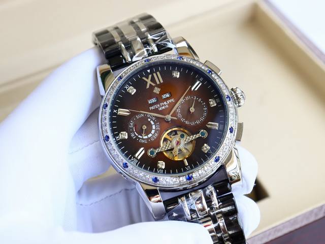 男人挚爱 多功能腕表 最新 ：百达翡丽最佳设计独家首发 类型 ：精品男士腕表 表带 ：真牛皮表带 机芯 ：高端全自动机械机芯 镜面 ：矿物质强化玻璃 更高清 品